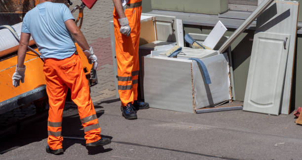 Best Property Management Cleanouts  in Coloma, MI